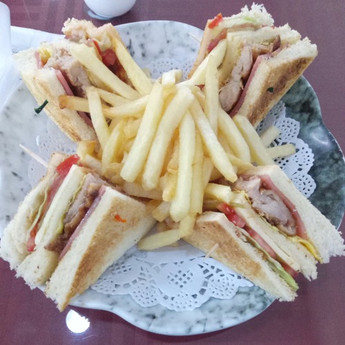 🇨🇳 Food I Remembered to Photograph On My Travels To and Thru China