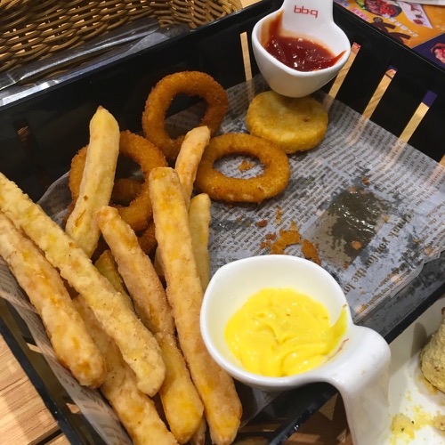 🇨🇳 Food I Remembered to Photograph On My Travels To and Thru China